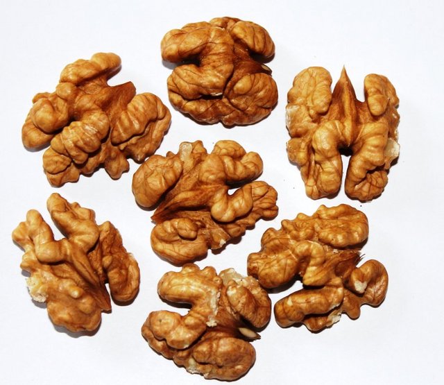 Ядра волоських горіхів, половинки, першого сорту, 1 кг